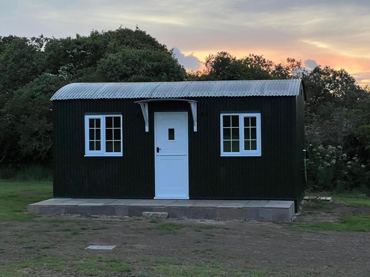 Dinky'S Den Apartment Coverack Exterior photo